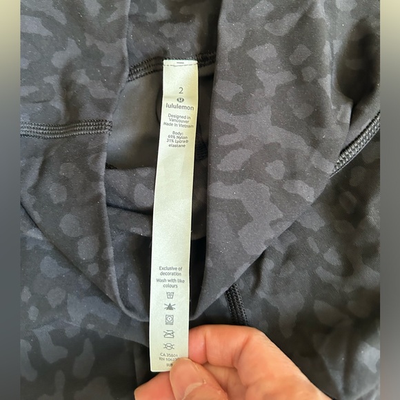 Lululemon leggings - Picture 3 of 3